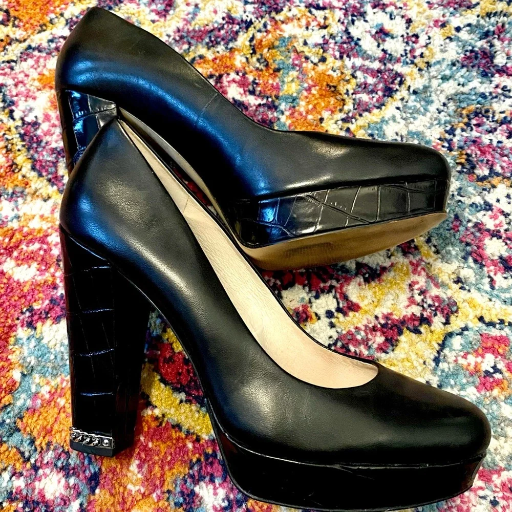 Michael Kors Sabrina Platform leather almond toe pumps -black size 8&1/2 - Picture 3 of 12